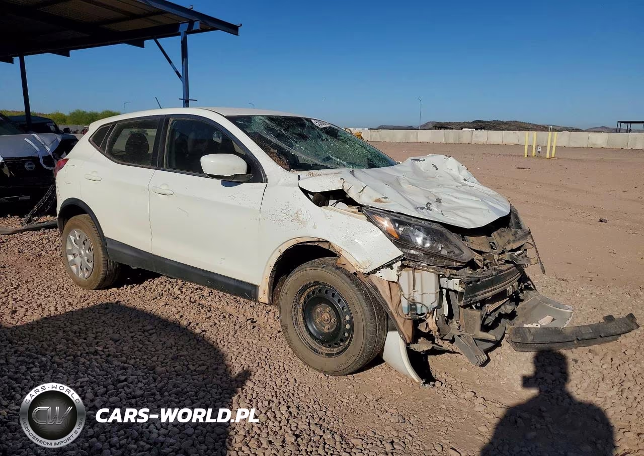 2019 Nissan Rogue Sport S VIN:JN1BJ1CR8KW338433 - 4