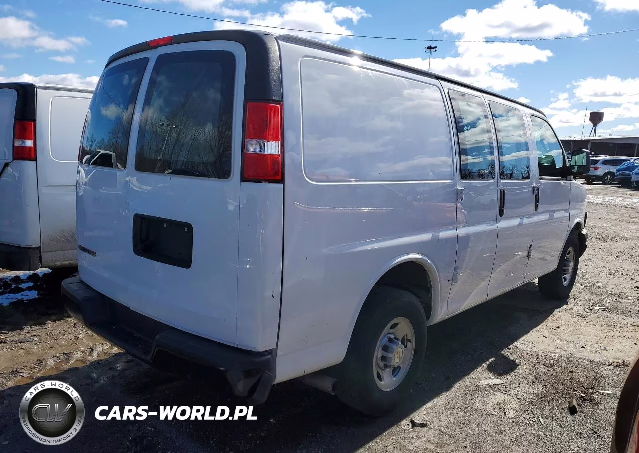 2024 Chev Express G2500 VIN:1GCWGAFPXR1217207 - 3