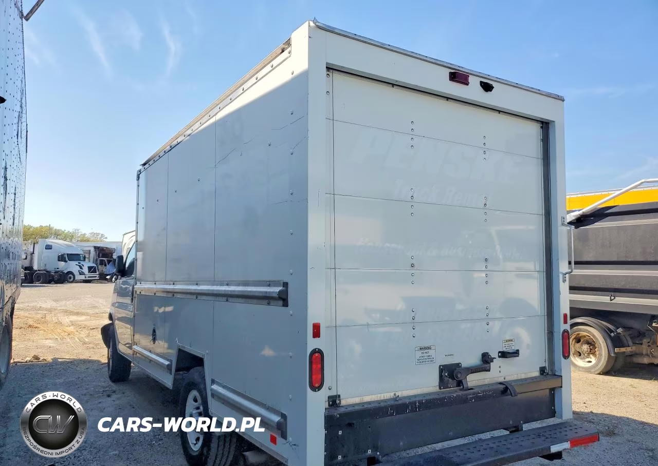 2022 GMC Savana Box Truck VIN:1GD07RFP1N1174905 - 2