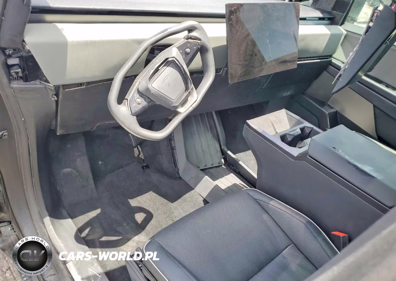 2025 Tesla Cybertruck VIN:7G2CEHED5SA075011 - 8