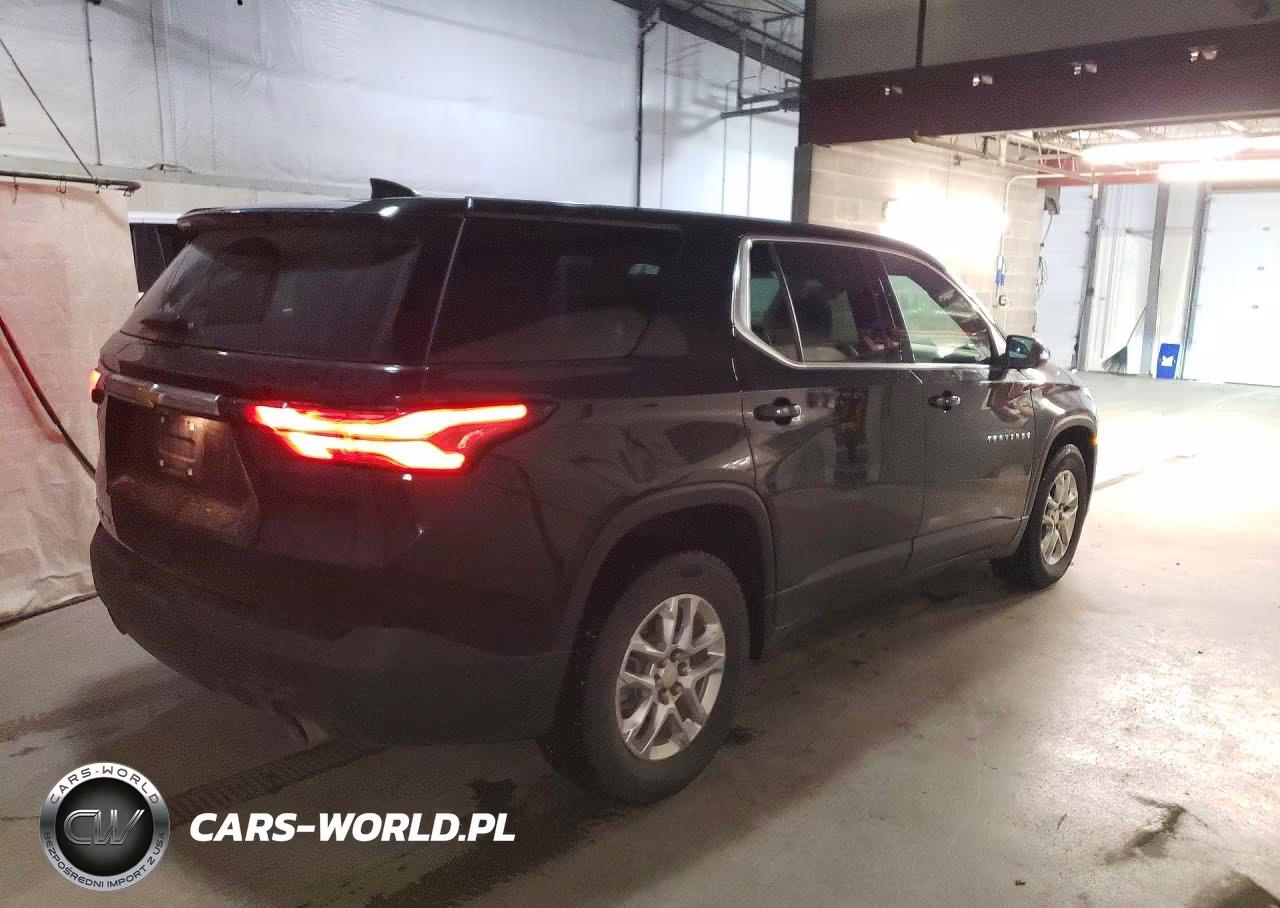 2023 Chevrolet Traverse Ls VIN:1GNEVFKW7PJ340995 - 3