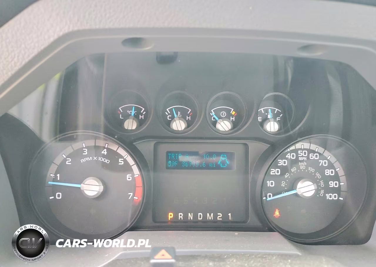 2013 Ford F250 Super Duty VIN:1FTBF2A61DEB82063 - 9