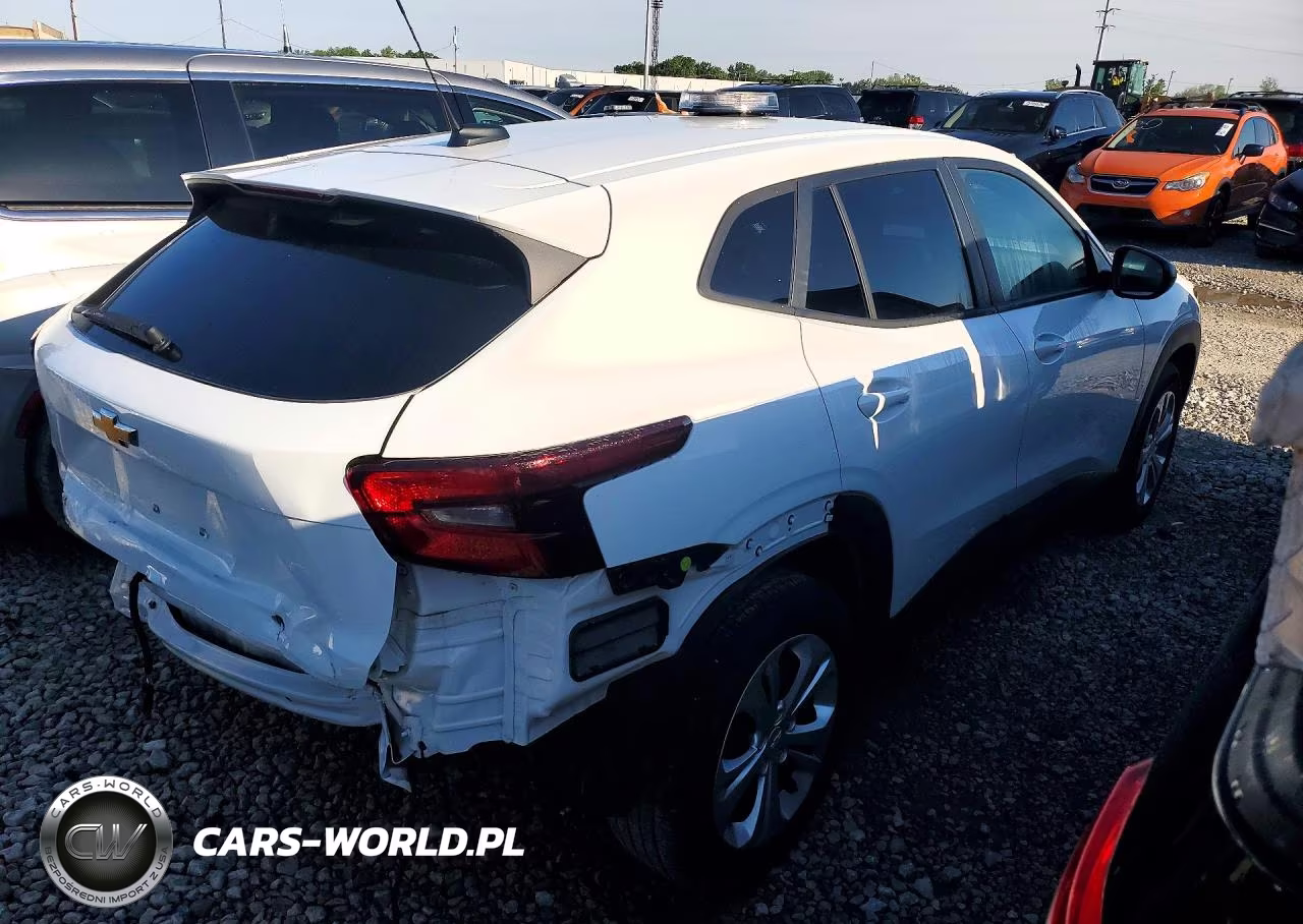 2025 Chevrolet Trax Ls VIN:KL77LFEP6SC187869 - 3