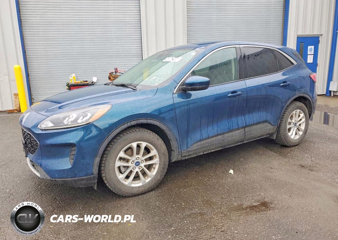 2020 Ford Escape Se