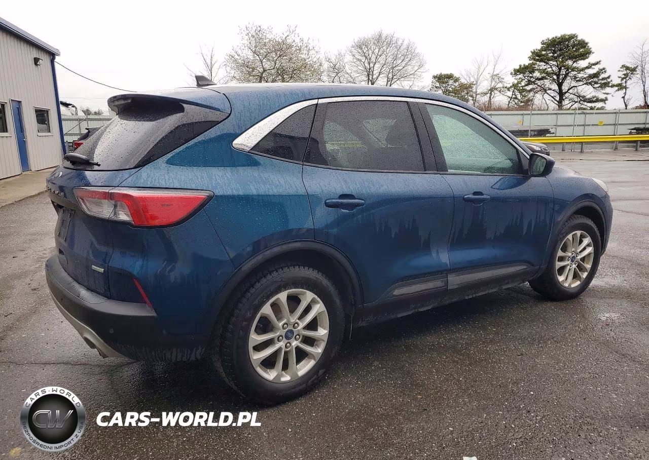 2020 Ford Escape Se VIN:1FMCU0G61LUB43379 - 3