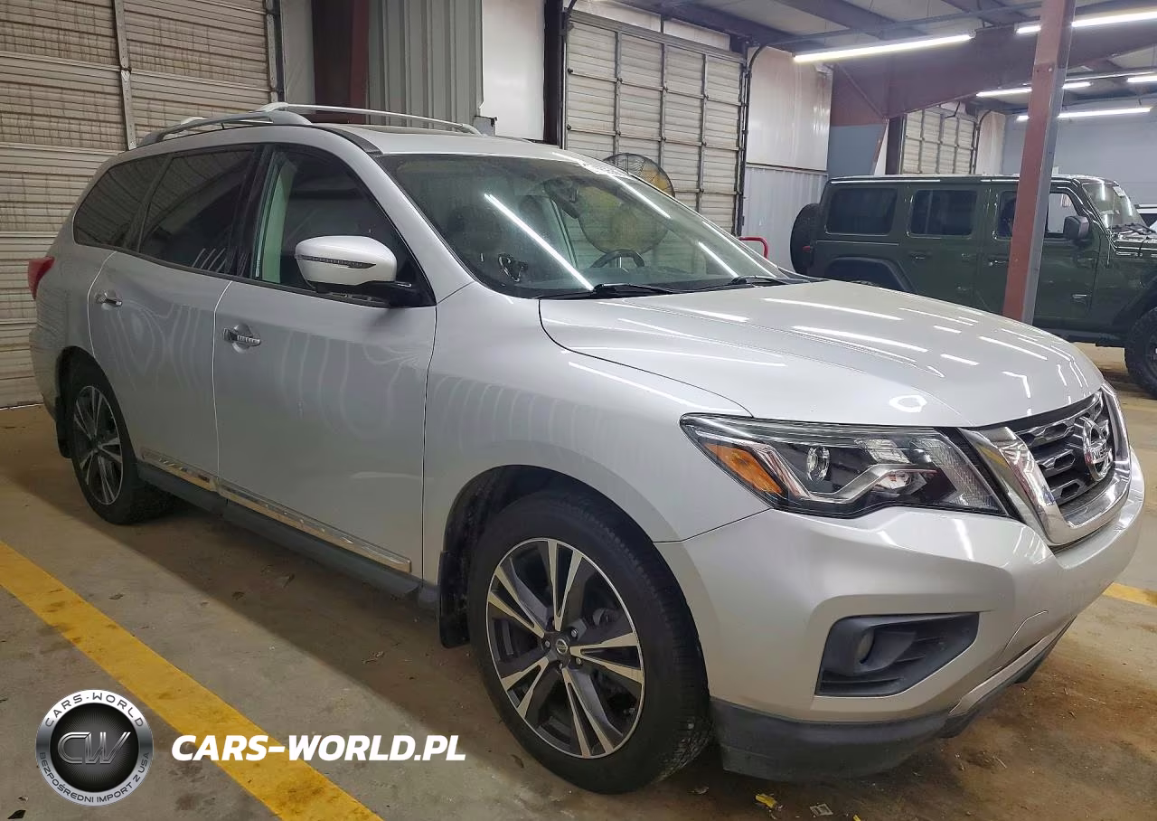 2017 Nissan Pathfinder Platinum VIN:5N1DR2MN9HC617914 - 4