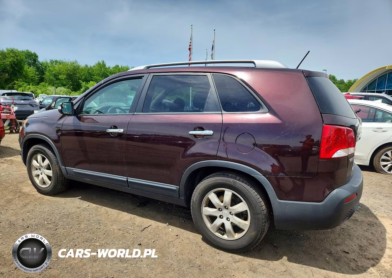 2011 Kia Sorento Lx VIN:5XYKT3A12BG097689 - 2