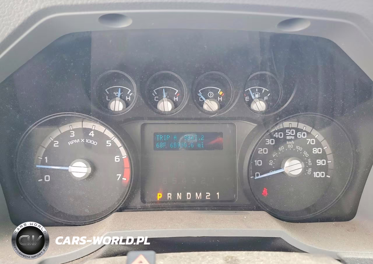 2013 Ford F250 Super Duty VIN:1FTBF2A68DEB81878 - 9