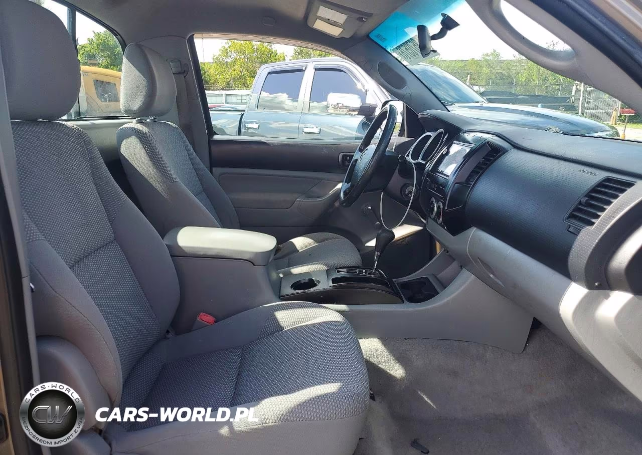 2011 Toyota Tacoma Base VIN:5TFPX4ENXBX003360 - 10