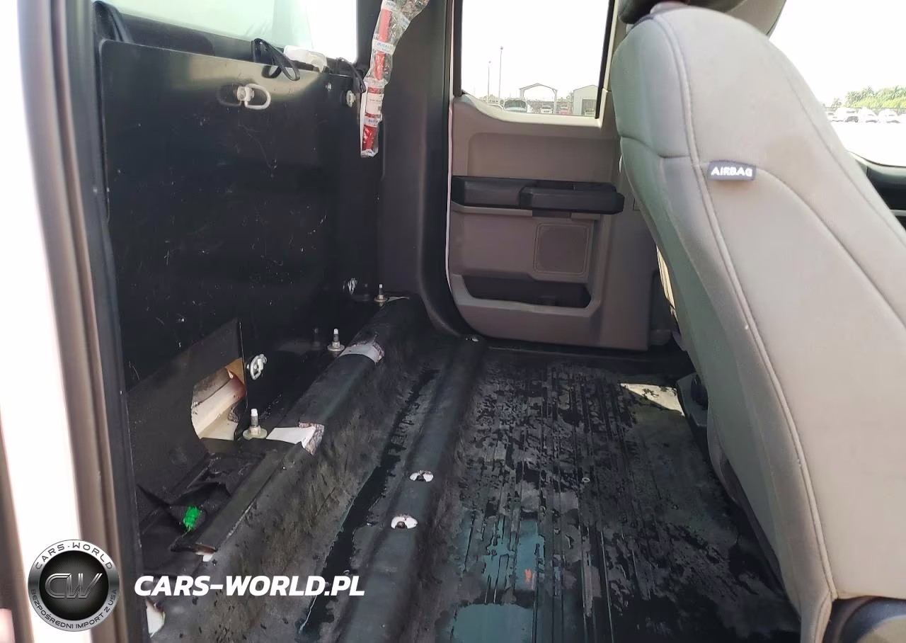 2018 Ford F150 Super Cab VIN:1FTEX1C56JKF06145 - 10