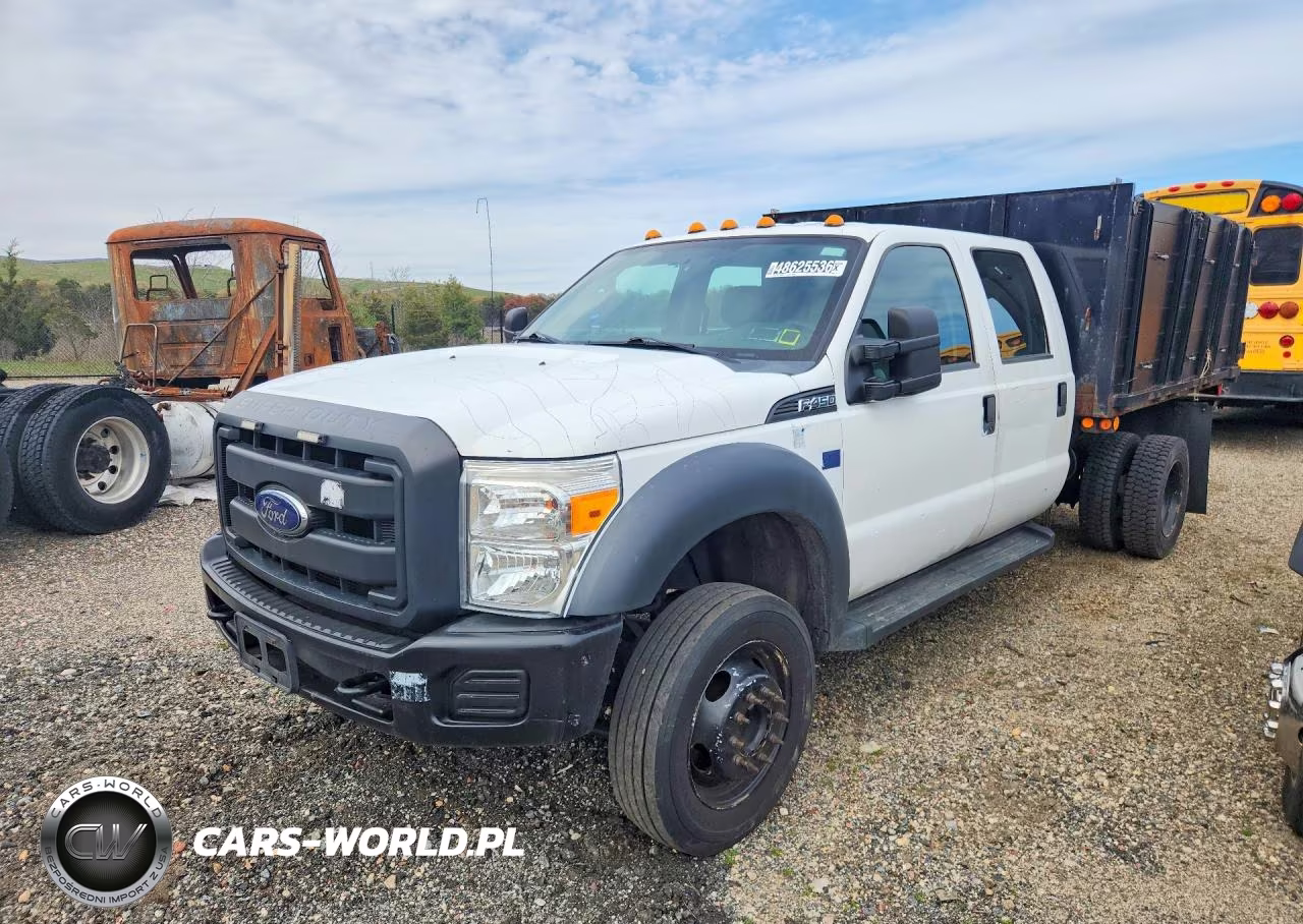 2016 Ford F450 Super Duty Flatbed Truck