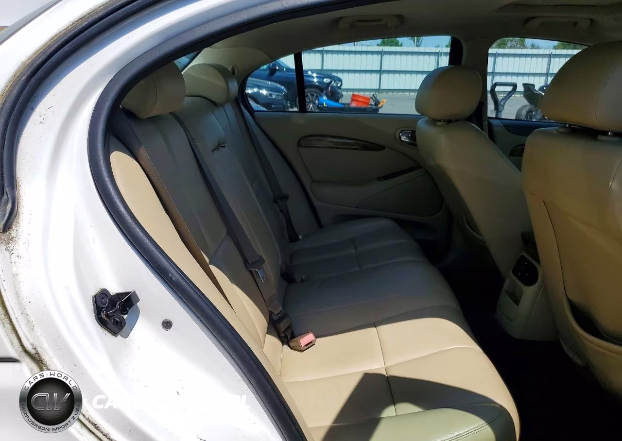 2006 Jaguar S-Type VIN:SAJWA01A26FN57272 - 10