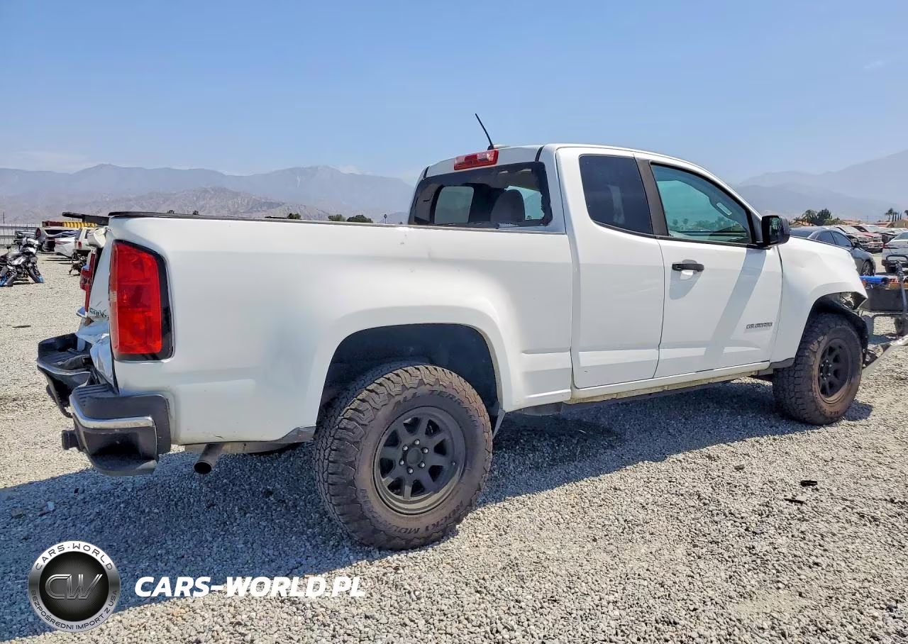 2016 Chevrolet Unknown VIN:1GCHSBEAXG1344966 - 3