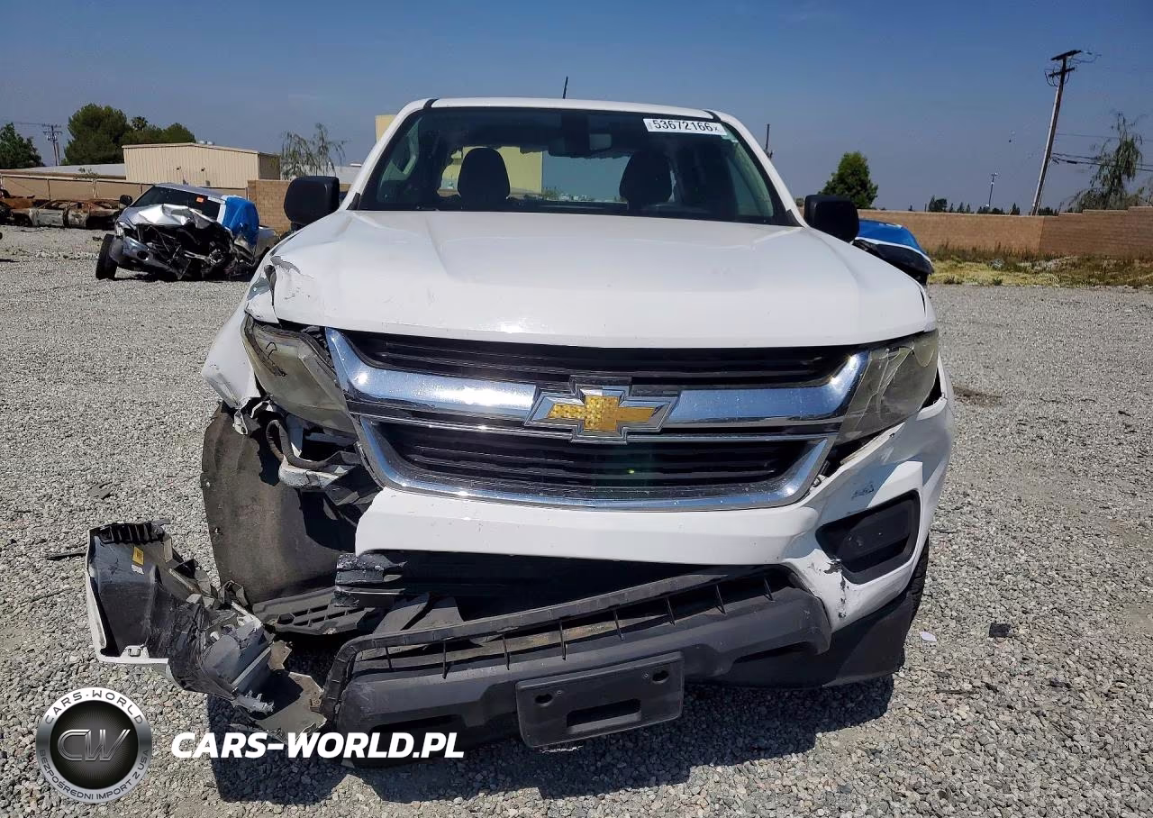 2016 Chevrolet Unknown VIN:1GCHSBEAXG1344966 - 5
