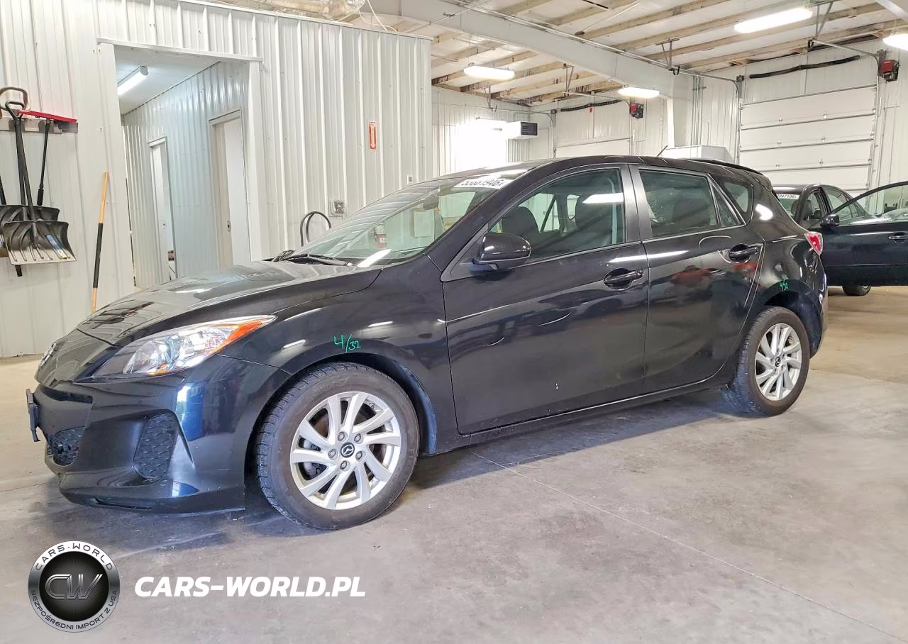 2013 Mazda 3 I
