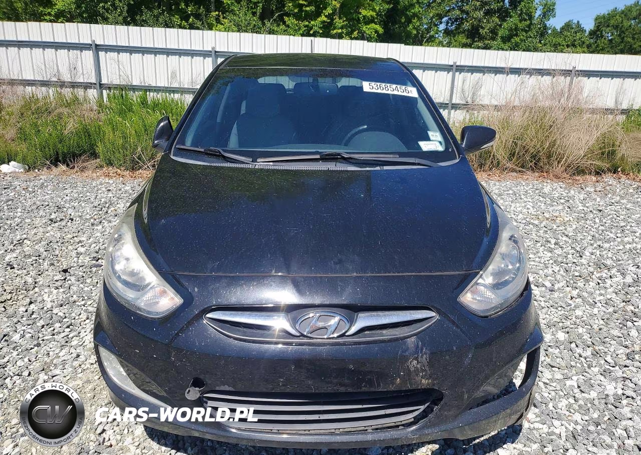 2013 Hyundai Accent Gls VIN:KMHCU5AE7DU079962 - 5