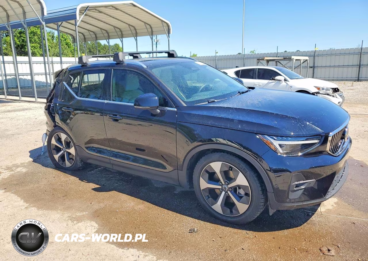 2025 Volvo Xc40 Plus VIN:YV4L12UE8S2599164 - 4