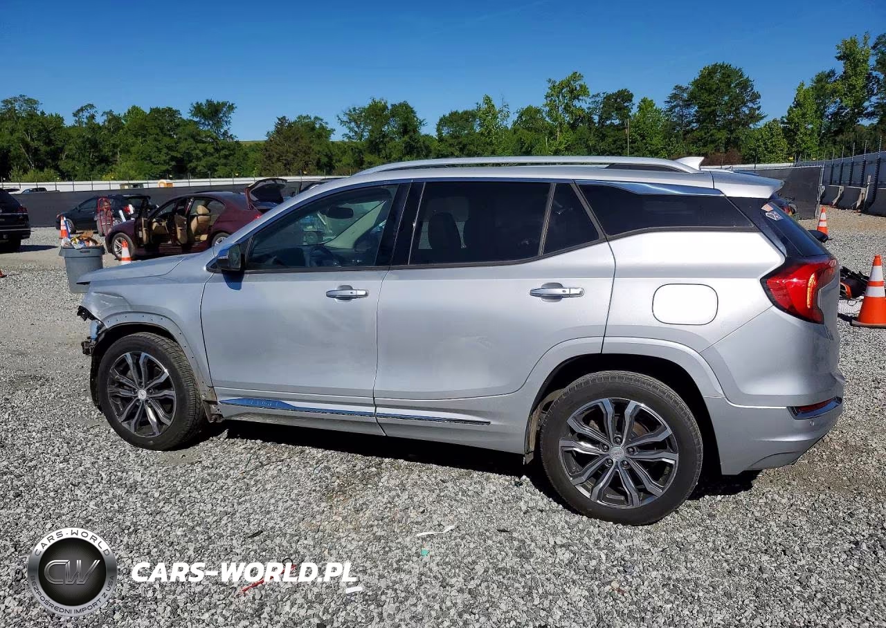 2018 GMC Terrain Denali VIN:3GKALSEX9JL239584 - 2