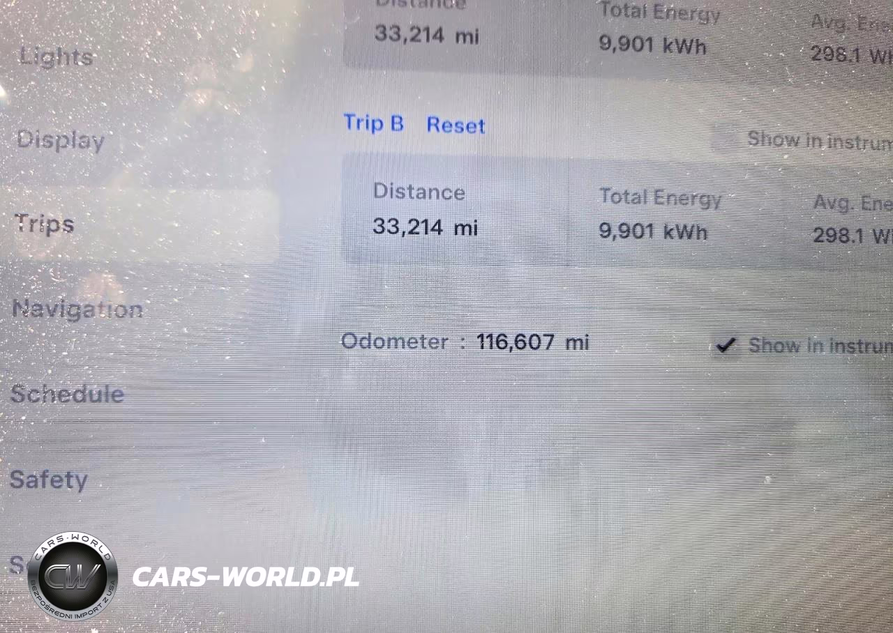 2016 Tesla Model S VIN:5YJSA1E22GF139354 - 9