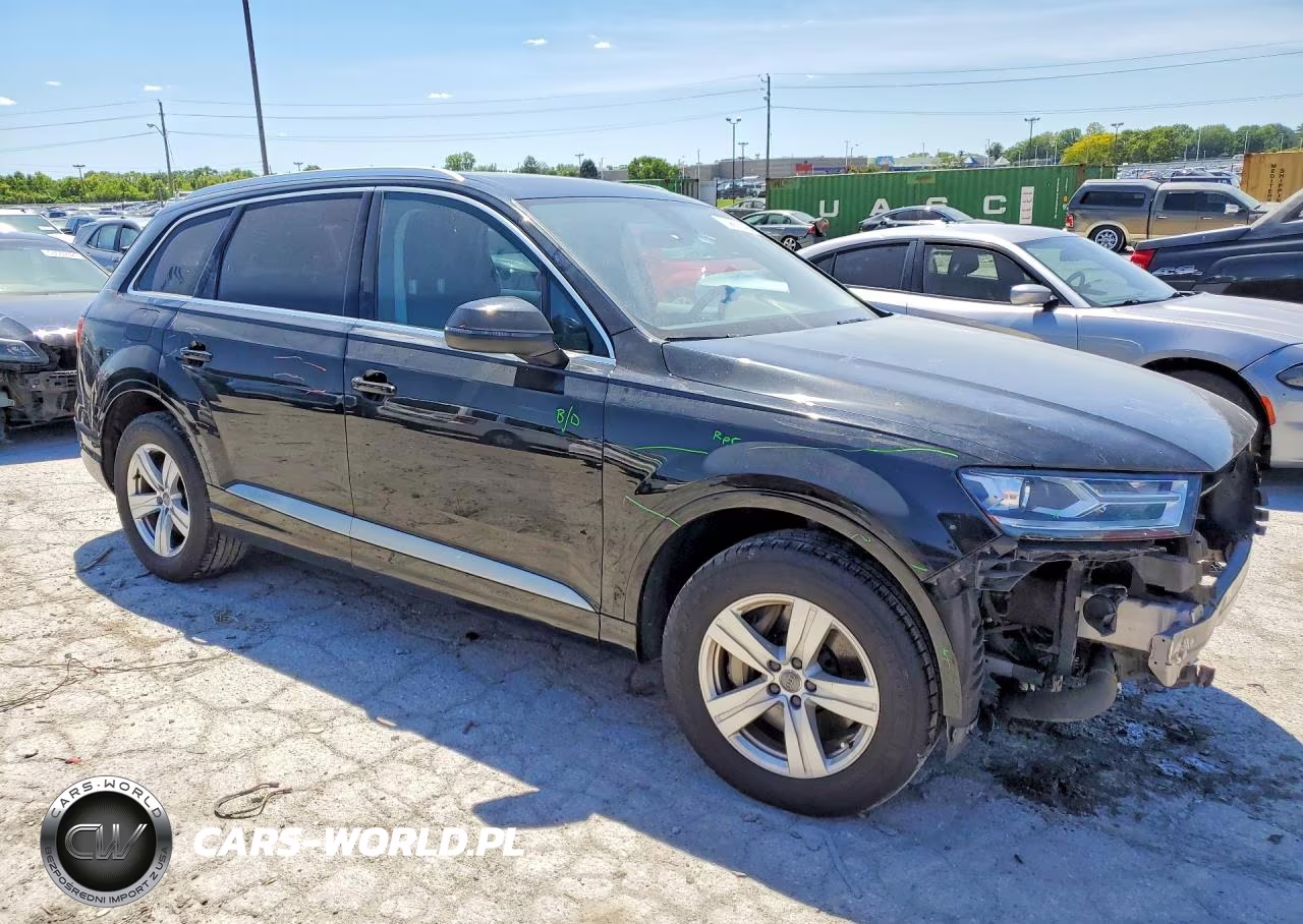 2018 Audi Q7 Premium Plus VIN:WA1LHAF73JD040402 - 4