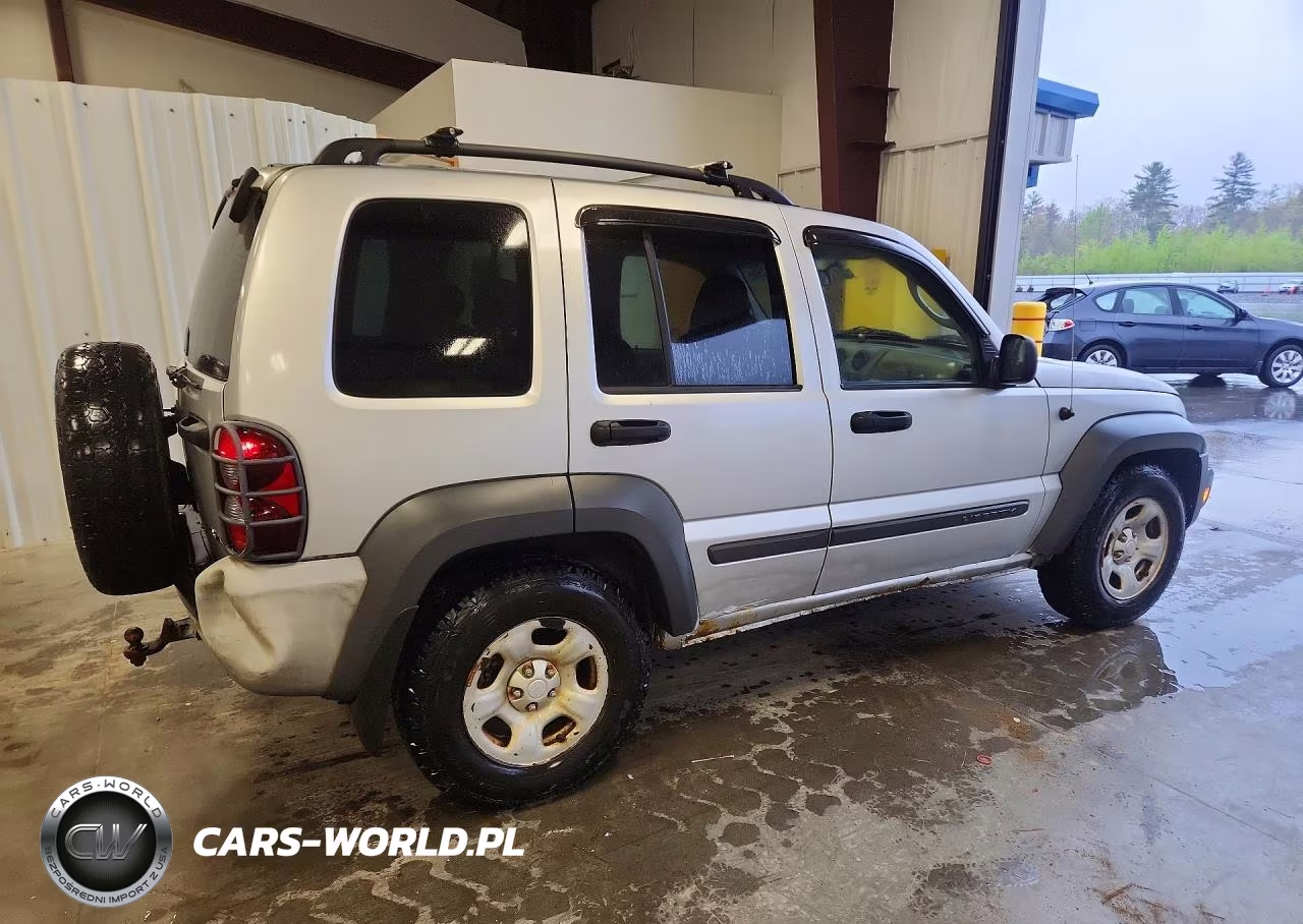 2007 Jeep Liberty Sport VIN:1J4GL48K77W510432 - 3