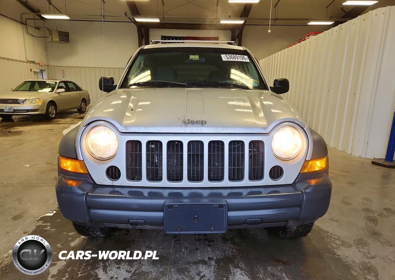 2007 Jeep Liberty Sport VIN:1J4GL48K77W510432 - 5