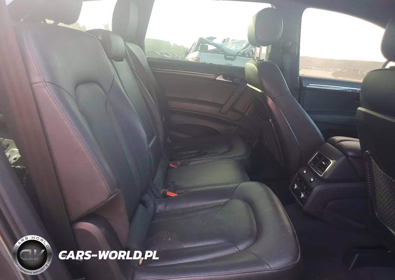 2015 Audi Q7 Prestige VIN:WA1DGAFE2FD029002 - 10