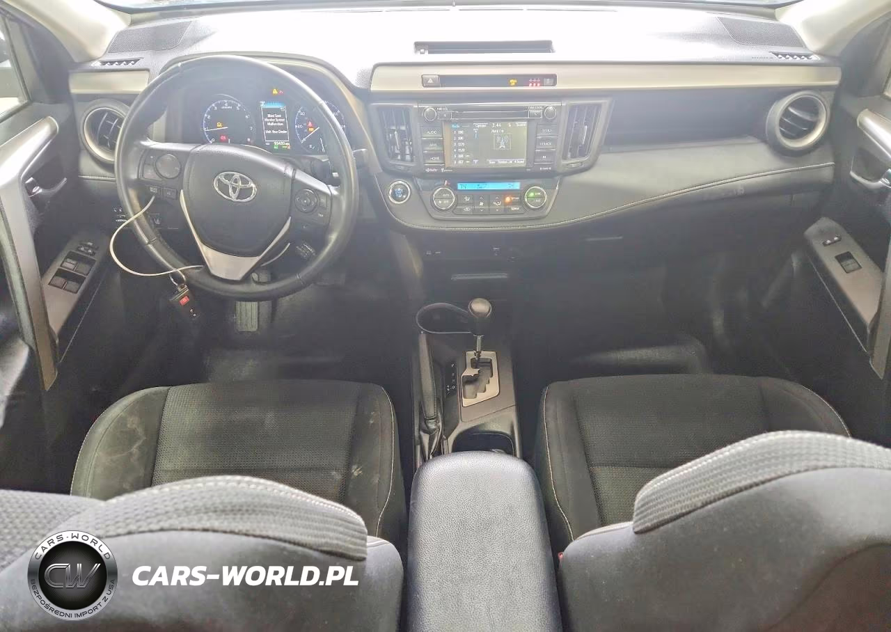 2017 Toyota Rav4 Xle VIN:2T3RFREV2HW692879 - 8