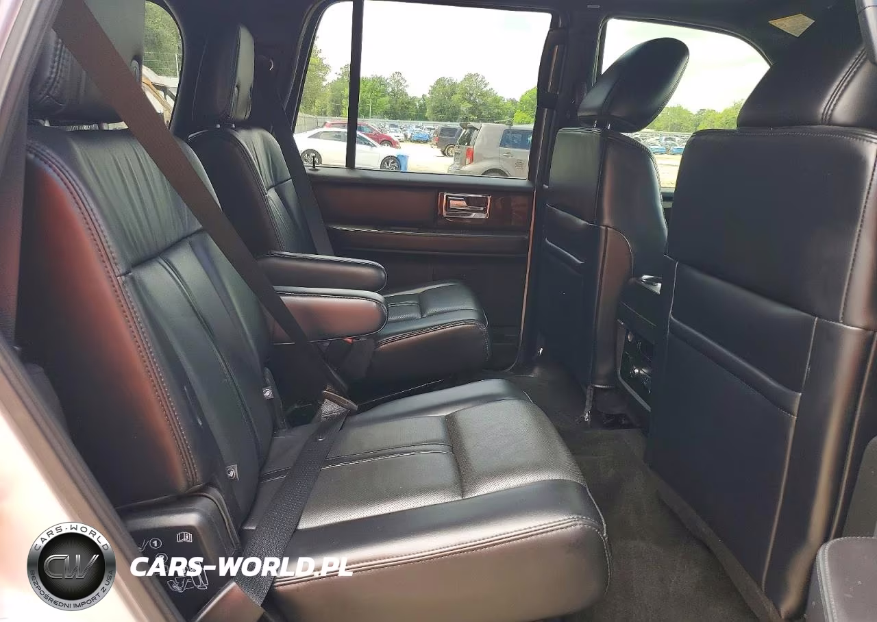 2017 Lincoln Navigator Select VIN:5LMJJ2JT3HEL04159 - 11