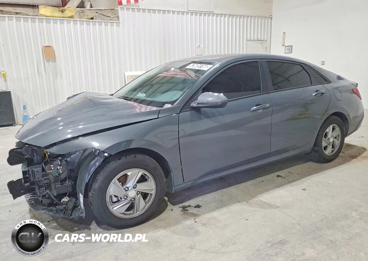 2026 Hyundai Elantra Se – zdjęcie 1 z 13