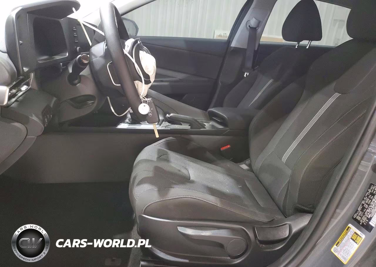 2026 Hyundai Elantra Se VIN:KMHLL4DGXTU138477 - 7