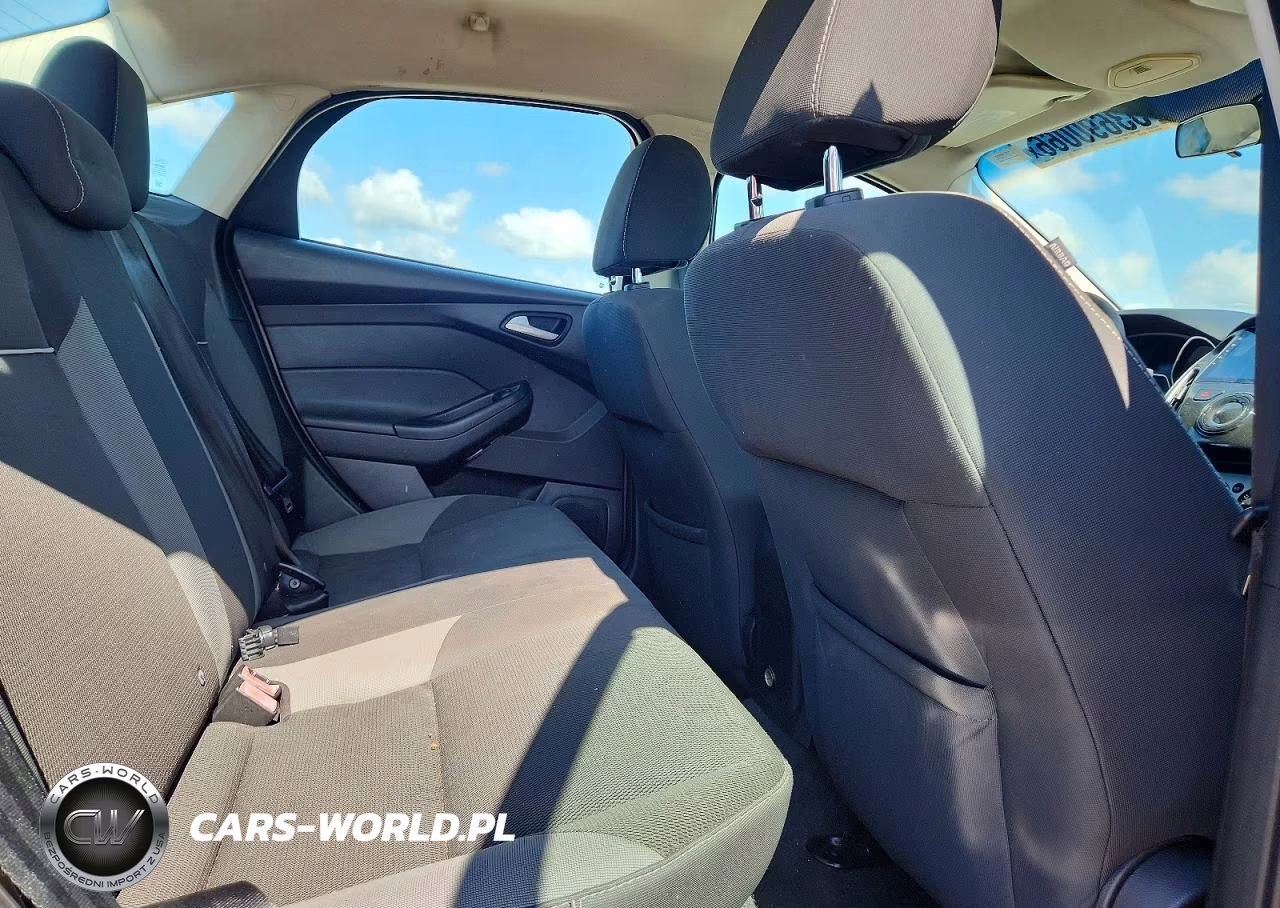 2013 Ford Focus Se VIN:1FADP3F28DL253293 - 10