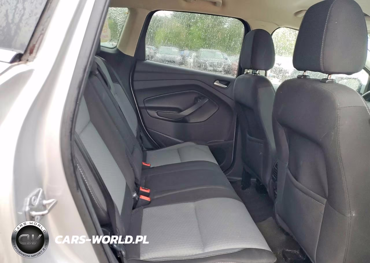 2017 Ford Escape Se VIN:1FMCU9GD4HUC36701 - 11