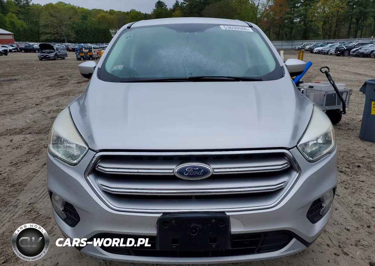 2017 Ford Escape Se VIN:1FMCU9GD4HUC36701 - 5