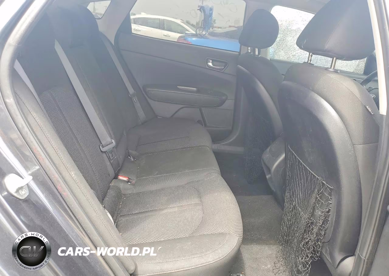 2020 Kia Optima Lx VIN:5XXGT4L38LG390402 - 10