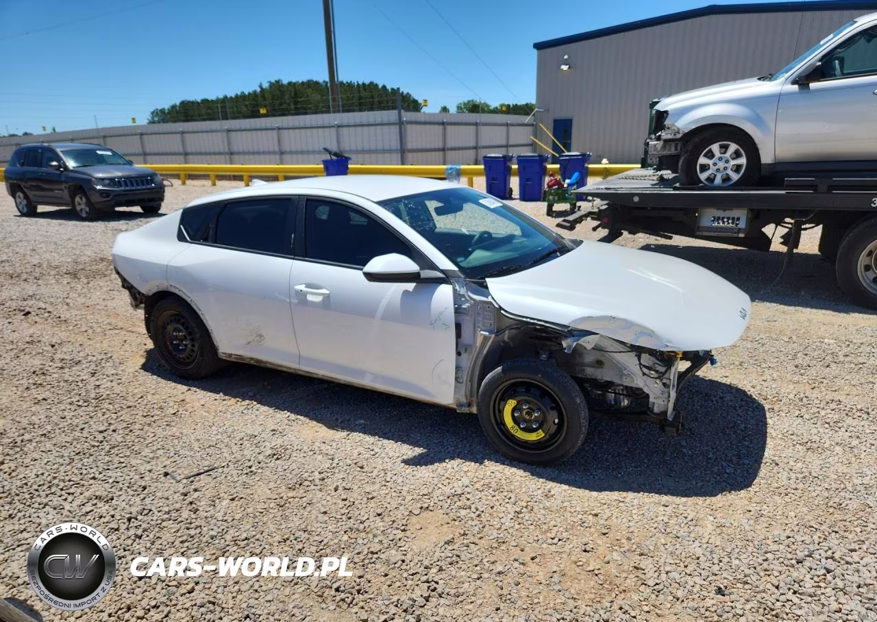 2025 Kia K4 Lx VIN:3KPFT4DE3SE133022 - 4
