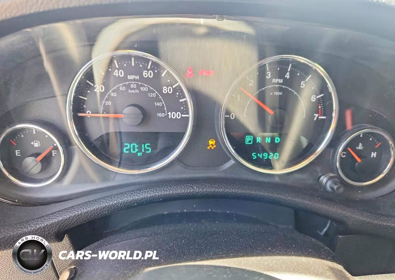 2013 Jeep Wrangler Sport VIN:1C4AJWAG1DL526450 - 9