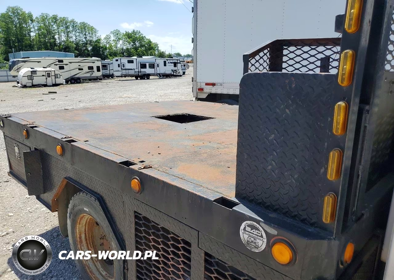 2005 Chev 4500 VIN:1GBE4C1285F530995 - 10