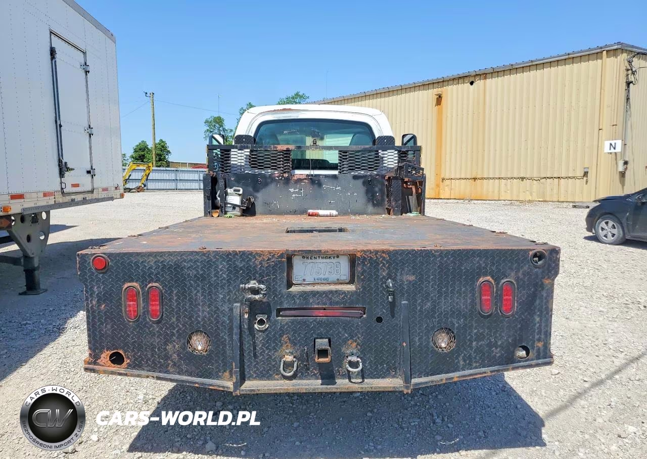 2005 Chev 4500 VIN:1GBE4C1285F530995 - 6