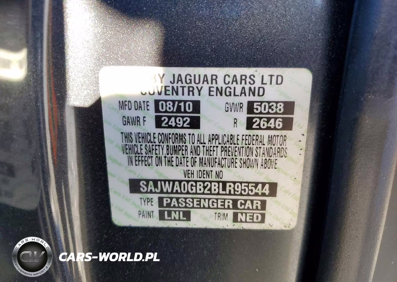 2011 Jaguar Xf Premium VIN:SAJWA0GB2BLR95544 - 12