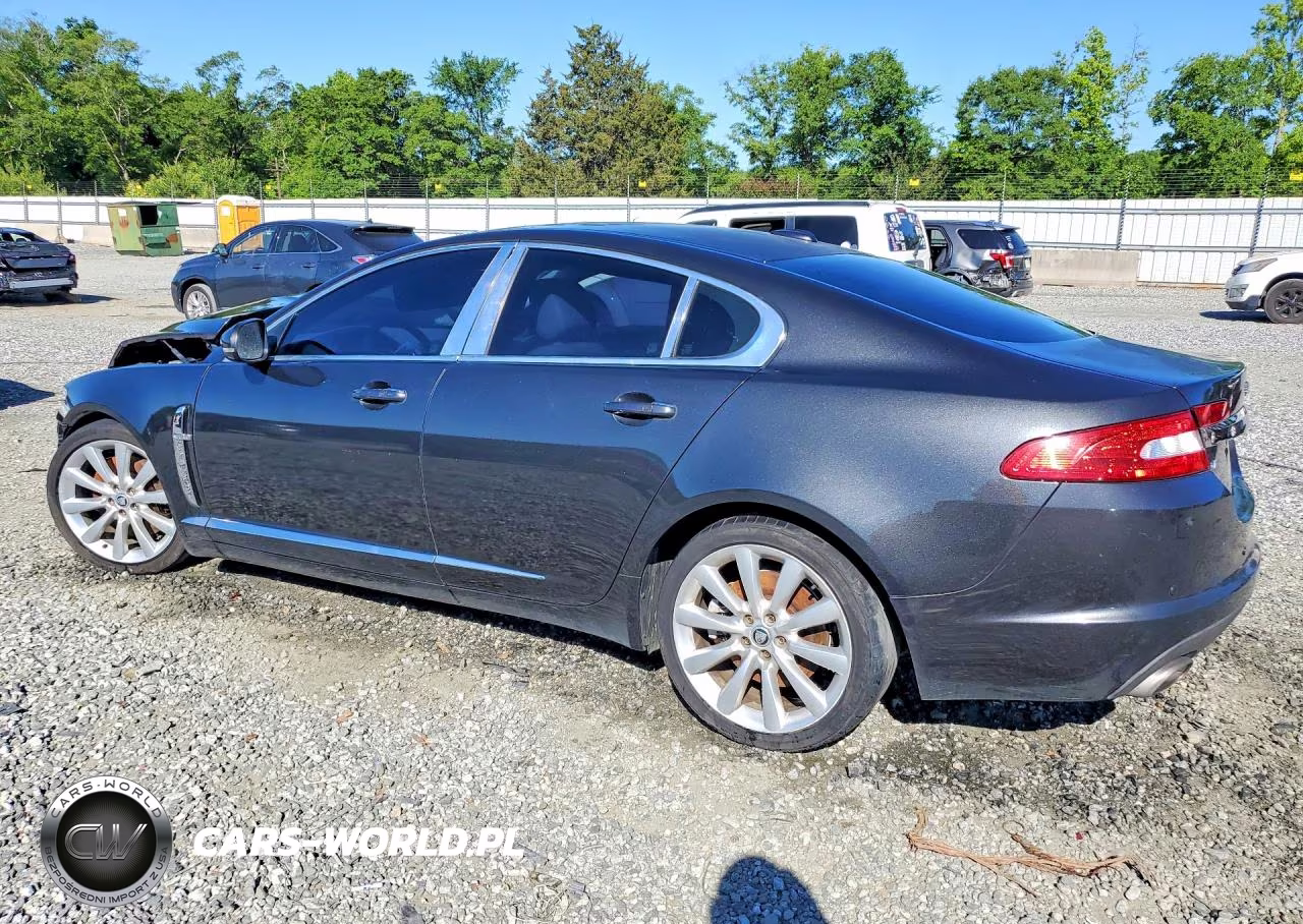 2011 Jaguar Xf Premium VIN:SAJWA0GB2BLR95544 - 2