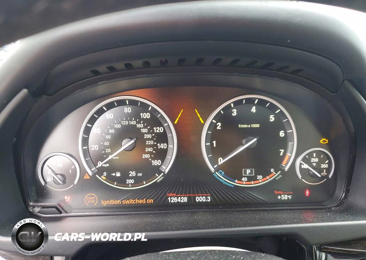 2015 BMW X5 xDrive50I VIN:5UXKR6C50F0J74425 - 9