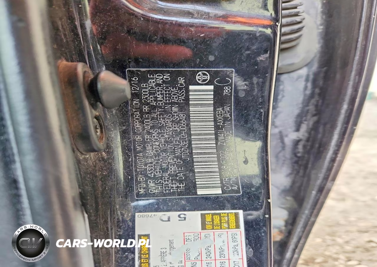 2017 Toyota Prius V Two VIN:JTDZN3EU2HJ066481 - 12