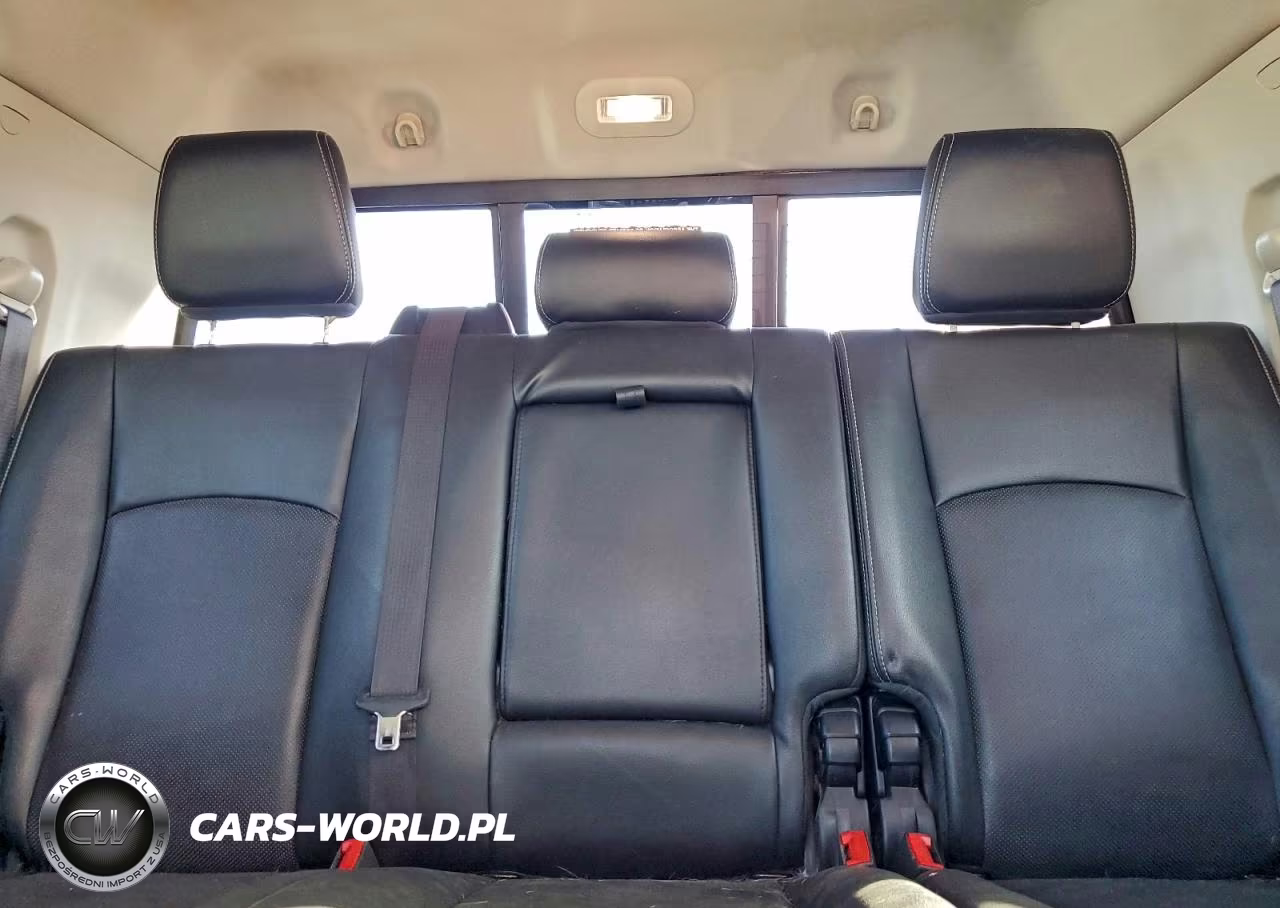 2015 Ram 2500 Laramie VIN:3C6UR5NJ8FG632584 - 10