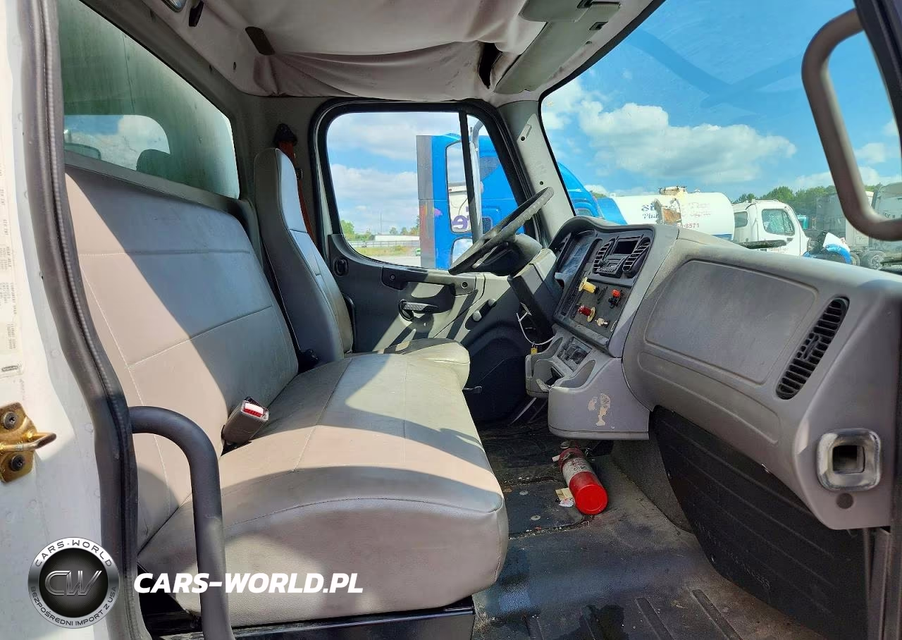 2007 Freightliner M2 106 Medium Duty VIN:1FVACXDC37HZ41550 - 5