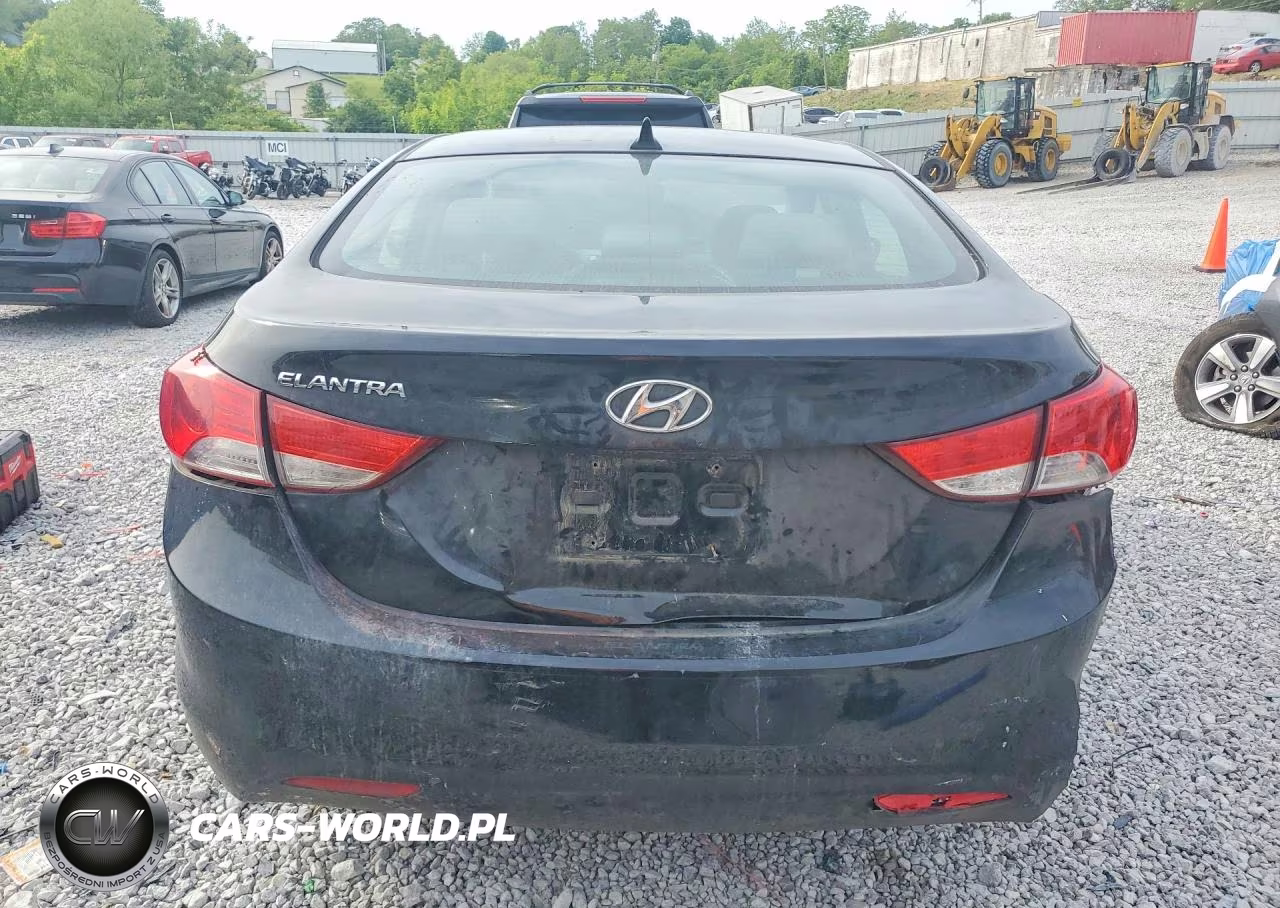 2013 Hyundai Elantra Gls VIN:KMHDH4AE8DU925874 - 6