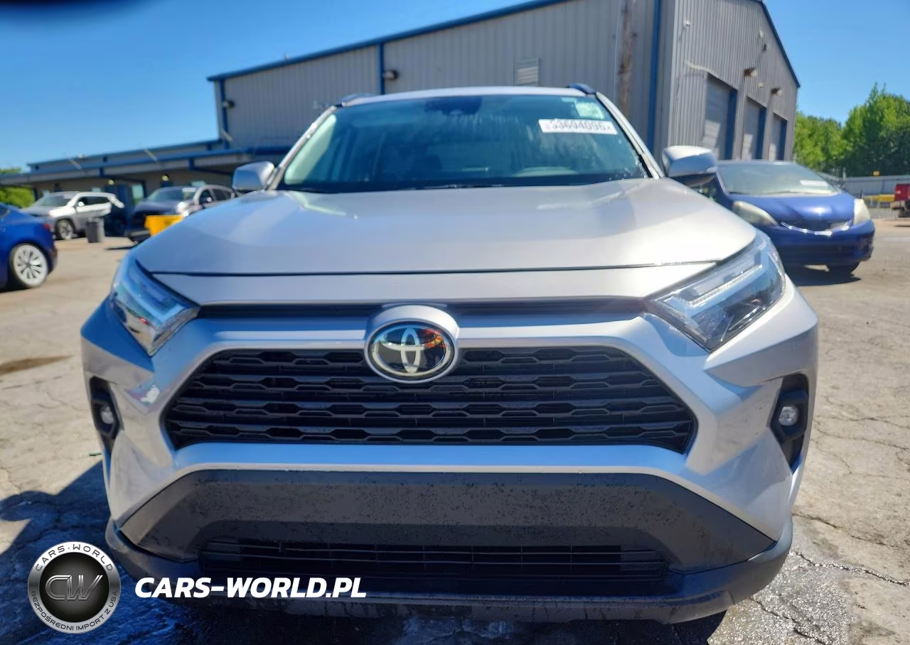 2023 Toyota Rav4 Xle Premium VIN:2T3A1RFV1PC357249 - 5