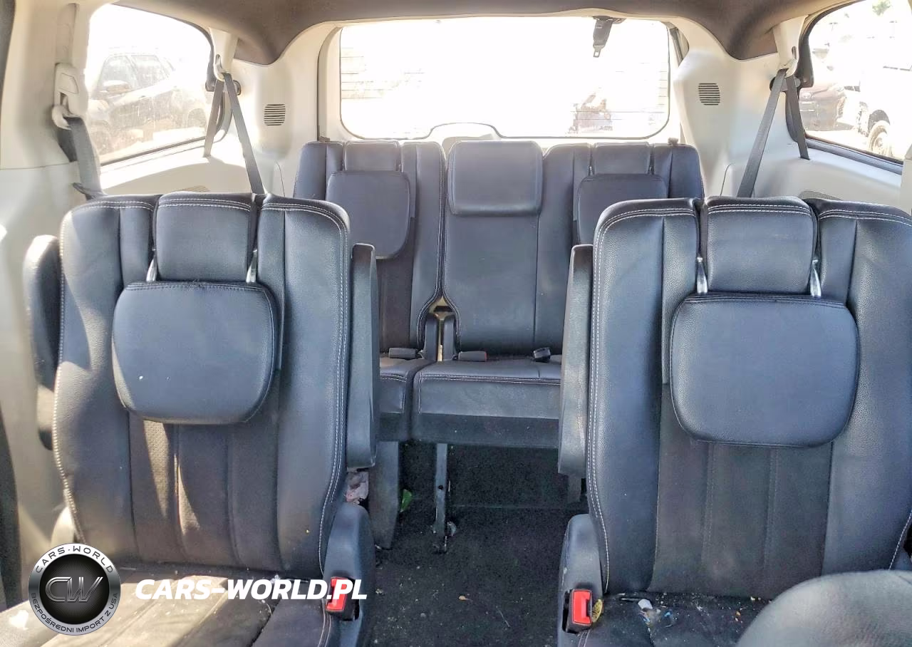 2019 Dodge Grand Caravan Sxt VIN:2C4RDGCG7KR775708 - 10