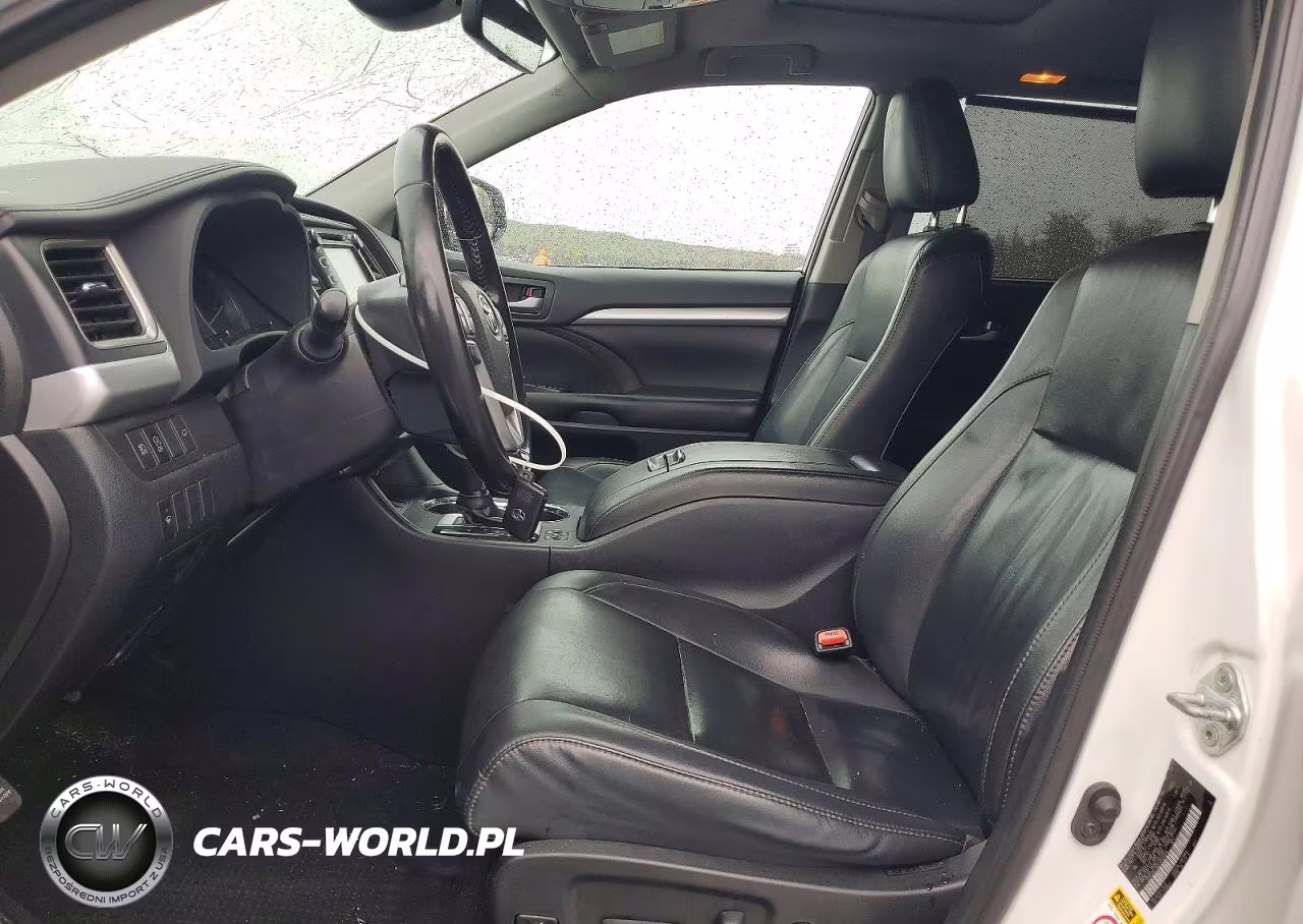 2019 Toyota Highlander Xle VIN:5TDJZRFH0KS601050 - 7