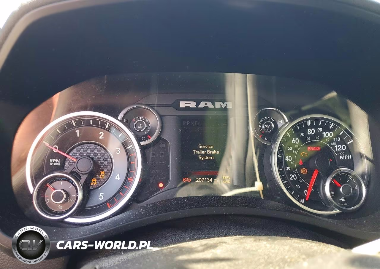 2019 Ram 3500 Big Horn VIN:3C63RRHL9KG524307 - 9